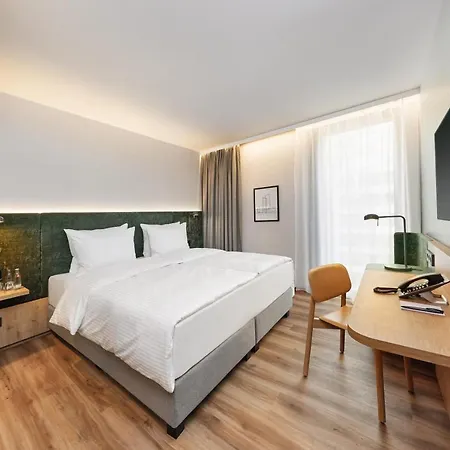 H+ Frankfurt Hotel 4*