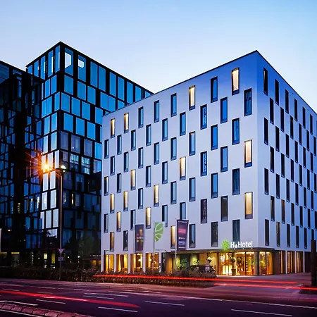 H+ Frankfurt 酒店 4*