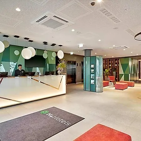 H+ Frankfurt Hotel 4*